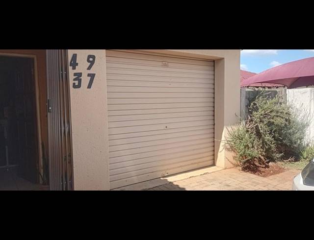 3 BEDROOM HOUSE FOR SALE IN THE ORCHARDS